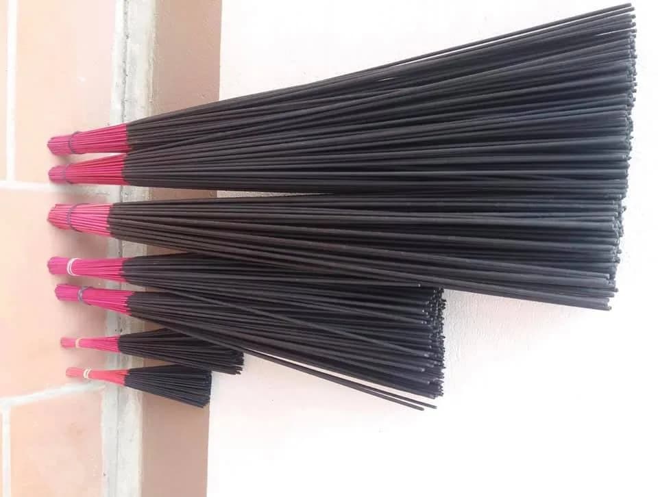 Bán hương thắp cho nhà thờ họ cháy 12 tiếng